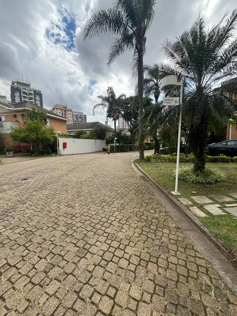 Foto 2 de Casa de Condomínio com 3 quartos à venda, 112m2 em Vila Sofia, São Paulo - SP