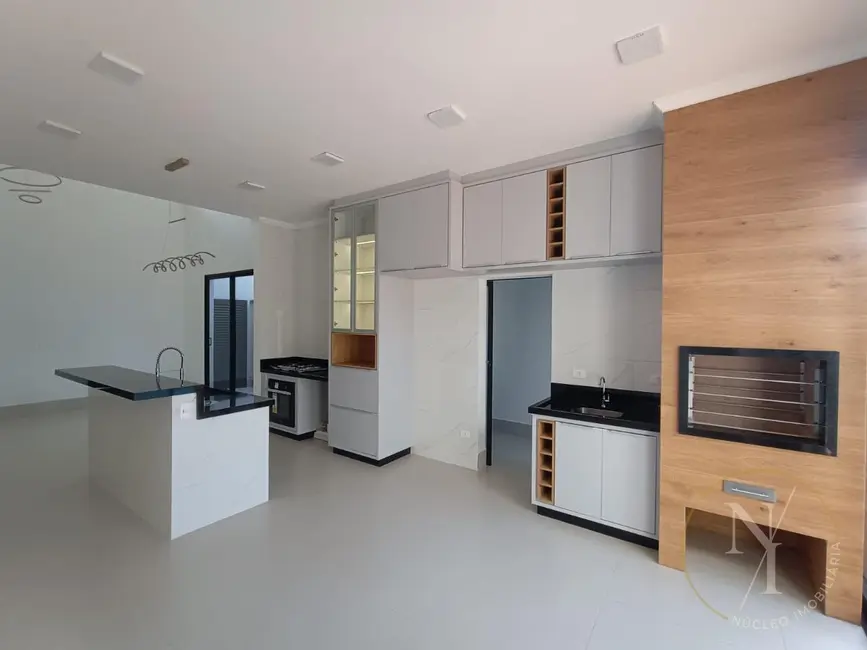 Foto 9 de Casa de Condomínio com 4 quartos à venda, 300m2 em Piracangaguá, Taubate - SP