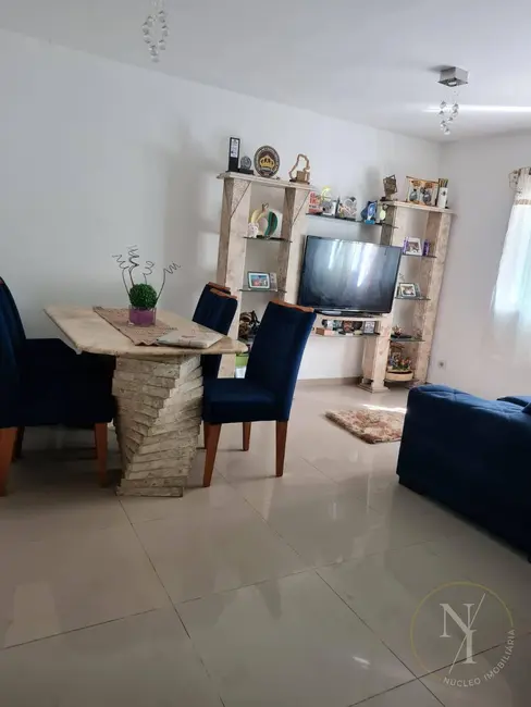 Foto 2 de Casa de Condomínio com 3 quartos à venda, 200m2 em Vila Invernada, São Paulo - SP