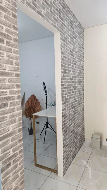 Foto 1 de Loja com 1 quarto para alugar, 65m2 em Cruz, Lorena - SP