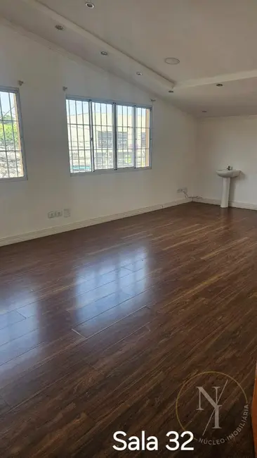 Sala Comercial com 1 quarto para alugar, 28m2 em Parque Renato Maia, Guarulhos - SP - imagem 8 Foto 8 de Sala Comercial com 1 quarto para alugar, 28m2 em Parque Renato Maia, Guarulhos - SP