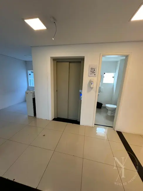 Prédio Inteiro com 11 quartos para alugar, 580m2 em Sumaré, São Paulo - SP - imagem 9 Foto 9 de Prédio Inteiro com 11 quartos para alugar, 580m2 em Sumaré, São Paulo - SP