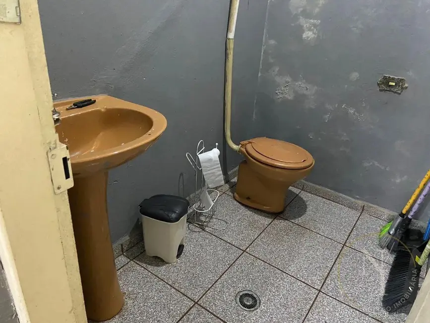 Foto 4 de Loja para alugar, 125m2 em Jardim Rina, Santo Andre - SP