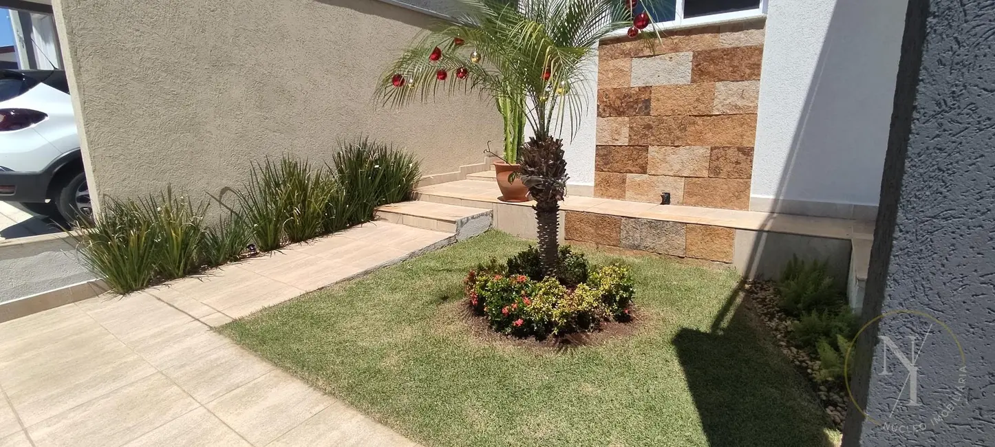 Casa de Condomínio com 3 quartos à venda, 300m2 em Piracangaguá, Taubate - SP - imagem 2 Foto 2 de Casa de Condomínio com 3 quartos à venda, 300m2 em Piracangaguá, Taubate - SP