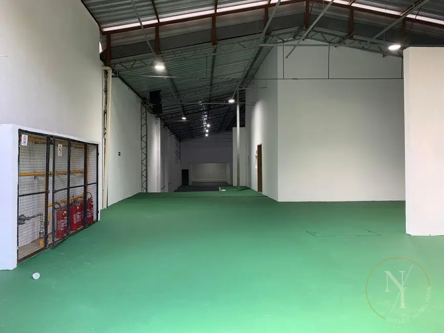 Armazém / Galpão com 2 quartos para alugar, 800m2 em Quarta Parada, São Paulo - SP - imagem 1 Foto 1 de Armazém / Galpão com 2 quartos para alugar, 800m2 em Quarta Parada, São Paulo - SP