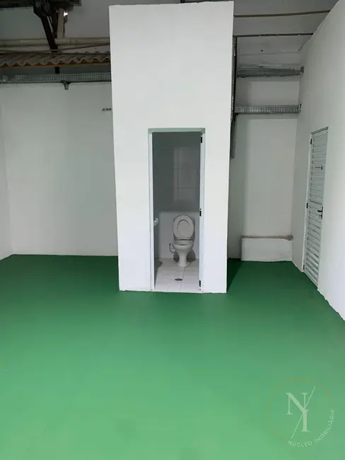 Armazém / Galpão com 2 quartos para alugar, 800m2 em Quarta Parada, São Paulo - SP - imagem 8 Foto 8 de Armazém / Galpão com 2 quartos para alugar, 800m2 em Quarta Parada, São Paulo - SP