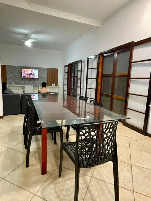 Foto 16 de Casa com 3 quartos à venda, 380m2 em Ilha Comprida - SP