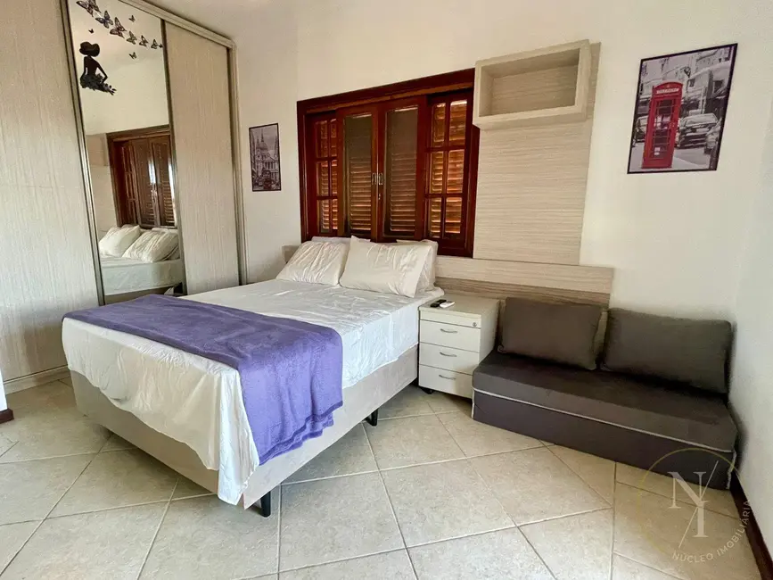 Foto 21 de Casa com 3 quartos à venda, 380m2 em Ilha Comprida - SP