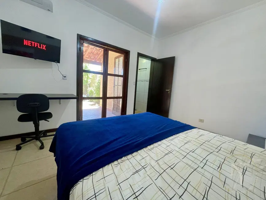 Foto 12 de Casa com 3 quartos à venda, 380m2 em Ilha Comprida - SP