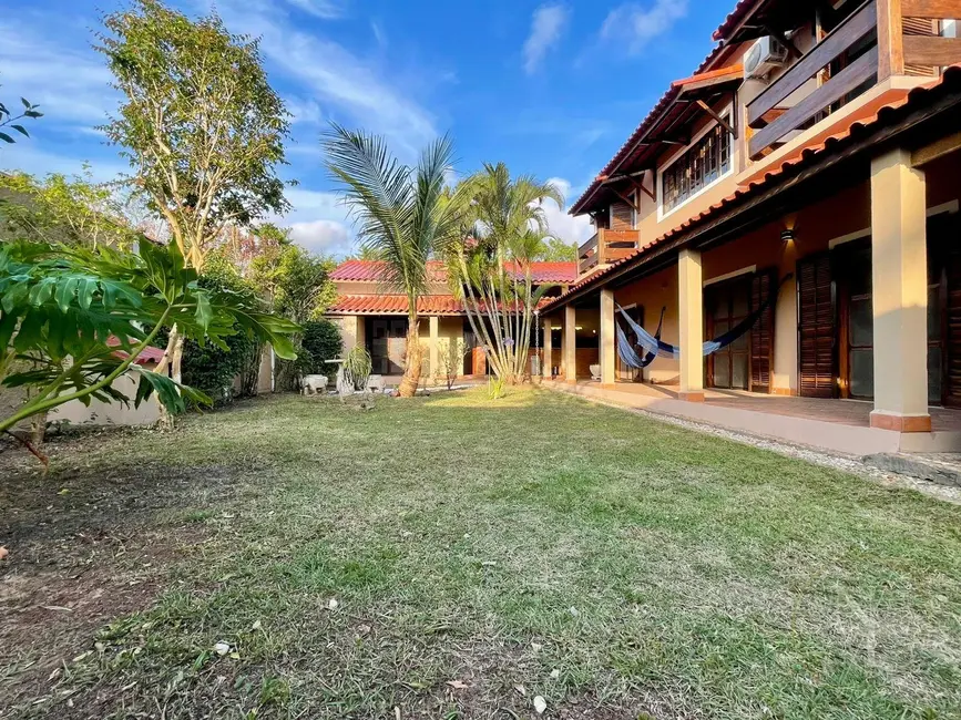 Foto 1 de Casa com 3 quartos à venda, 380m2 em Ilha Comprida - SP