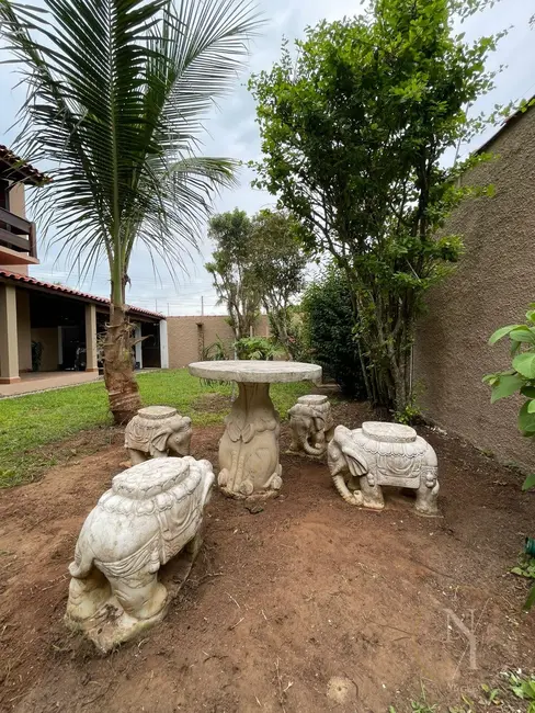 Foto 6 de Casa com 3 quartos à venda, 380m2 em Ilha Comprida - SP