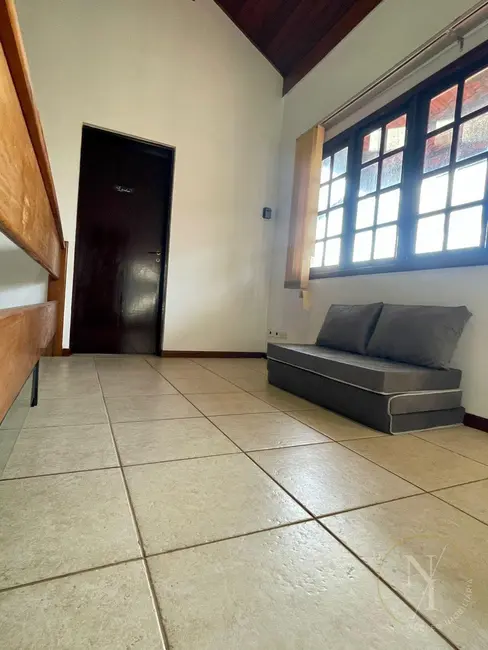 Foto 19 de Casa com 3 quartos à venda, 380m2 em Ilha Comprida - SP