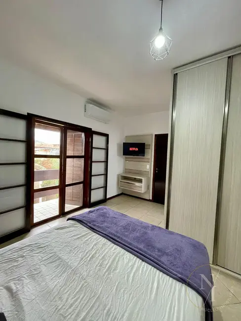 Foto 11 de Casa com 3 quartos à venda, 380m2 em Ilha Comprida - SP