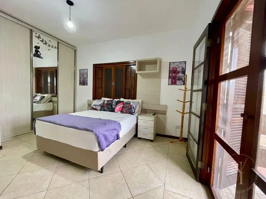 Foto 27 de Casa com 3 quartos à venda, 380m2 em Ilha Comprida - SP