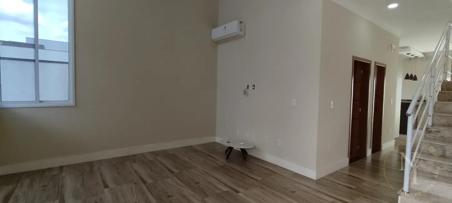 Casa de Condomínio com 4 quartos à venda, 300m2 em Taubate - SP - imagem 8 Foto 8 de Casa de Condomínio com 4 quartos à venda, 300m2 em Taubate - SP