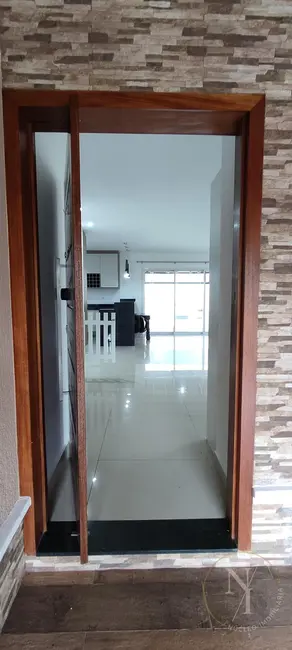 Foto 2 de Casa de Condomínio com 4 quartos à venda, 223m2 em Piracangaguá, Taubate - SP