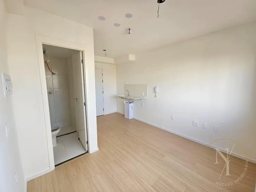 Foto 1 de Sala Comercial com 1 quarto para alugar, 17m2 em Vila Dom Pedro I, São Paulo - SP