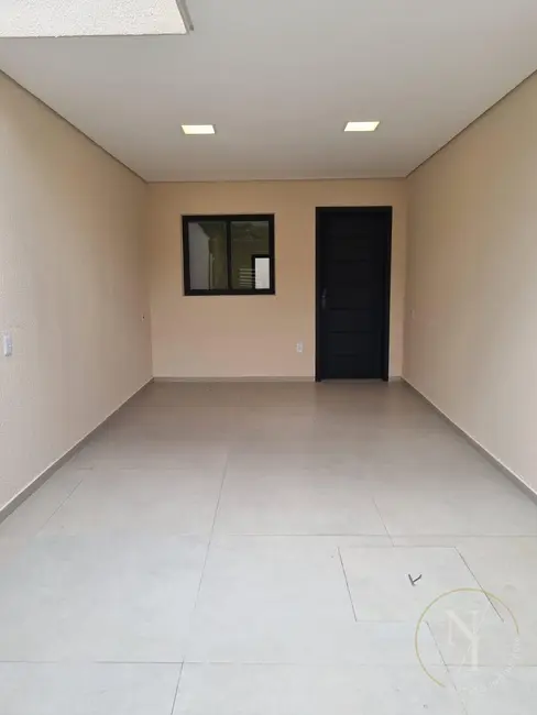 Foto 2 de Casa com 2 quartos à venda, 97m2 em Vila Paiva, São Paulo - SP