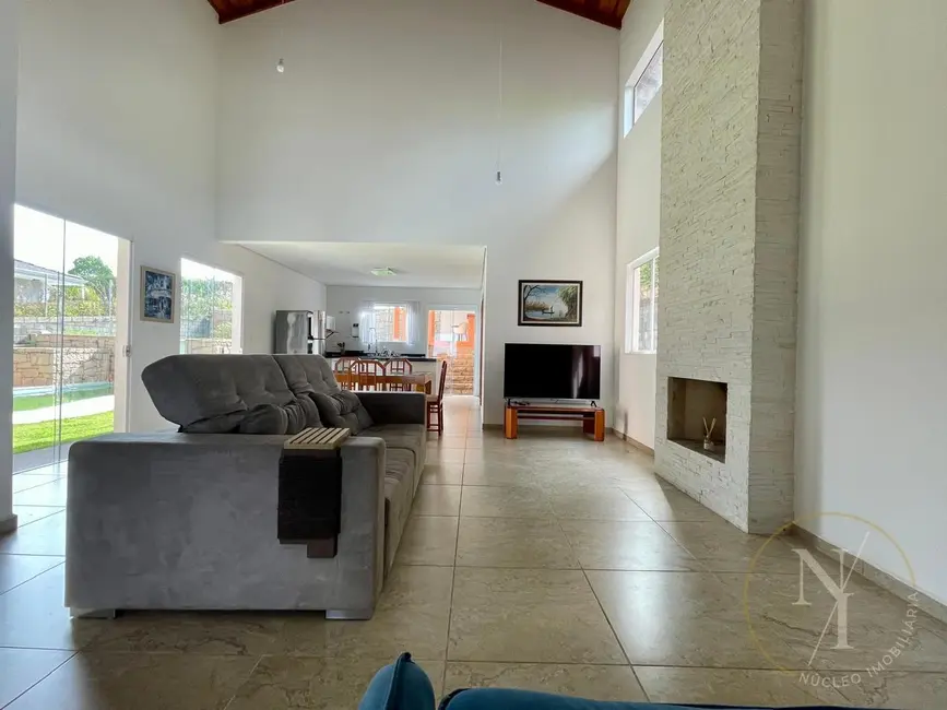 Foto 3 de Casa de Condomínio com 3 quartos à venda e para alugar, 1000m2 em Itupeva - SP