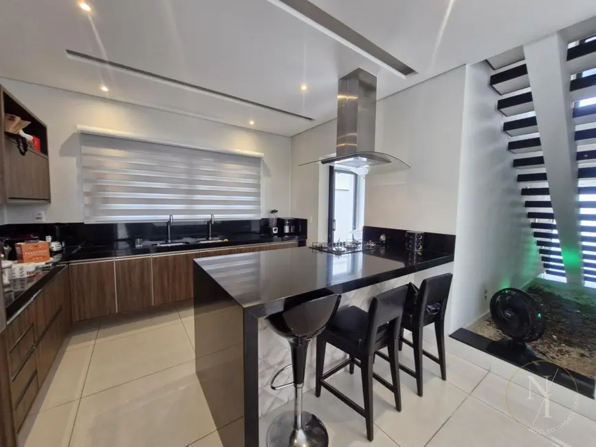 Foto 7 de Casa de Condomínio com 3 quartos à venda, 420m2 em Jardim Celani, Salto - SP