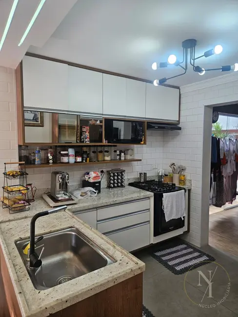 Casa de Condomínio com 3 quartos à venda, 93m2 em Jardim da Glória, Cotia - SP - imagem 3 Foto 3 de Casa de Condomínio com 3 quartos à venda, 93m2 em Jardim da Glória, Cotia - SP