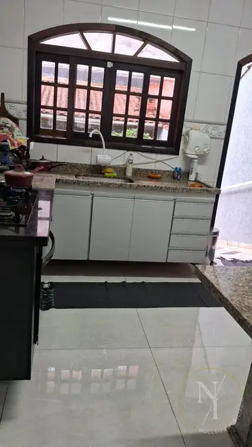 Casa com 2 quartos à venda, 135m2 em Dos Casa, Sao Bernardo Do Campo - SP - imagem 4 Foto 4 de Casa com 2 quartos à venda, 135m2 em Dos Casa, Sao Bernardo Do Campo - SP