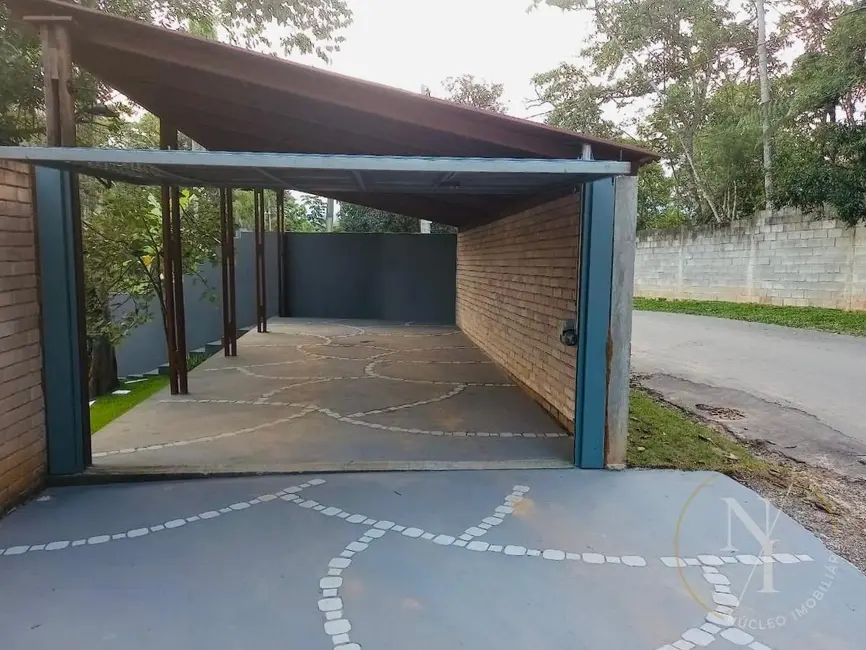 Chácara com 2 quartos à venda, 500m2 em Jardim das Cerejeiras, Aruja - SP - imagem 1 Foto 1 de Chácara com 2 quartos à venda, 500m2 em Jardim das Cerejeiras, Aruja - SP