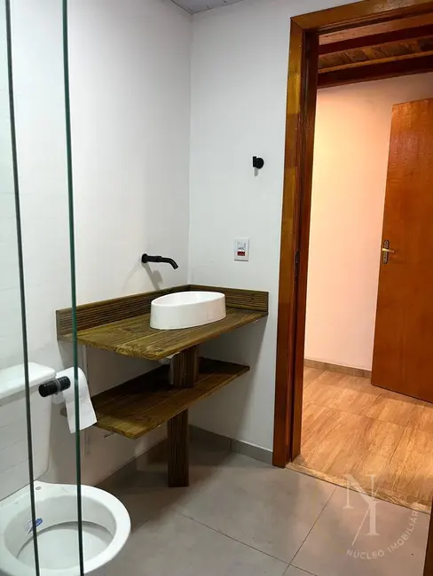 Chácara com 2 quartos à venda, 500m2 em Jardim das Cerejeiras, Aruja - SP - imagem 3 Foto 3 de Chácara com 2 quartos à venda, 500m2 em Jardim das Cerejeiras, Aruja - SP