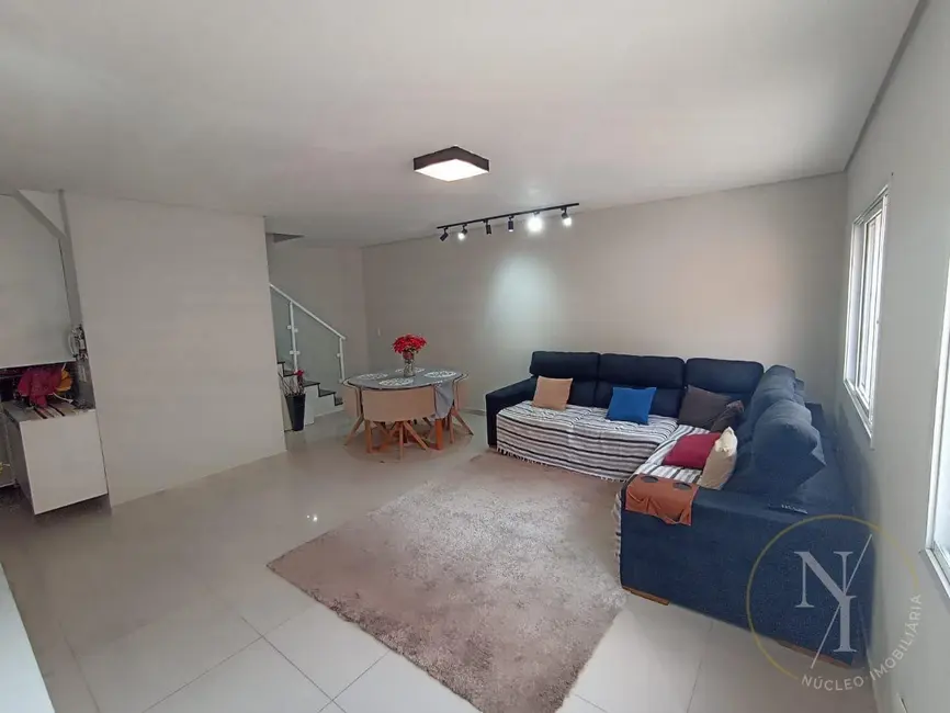 Foto 4 de Casa com 3 quartos para alugar, 87m2 em Jardim Sabará, São Paulo - SP