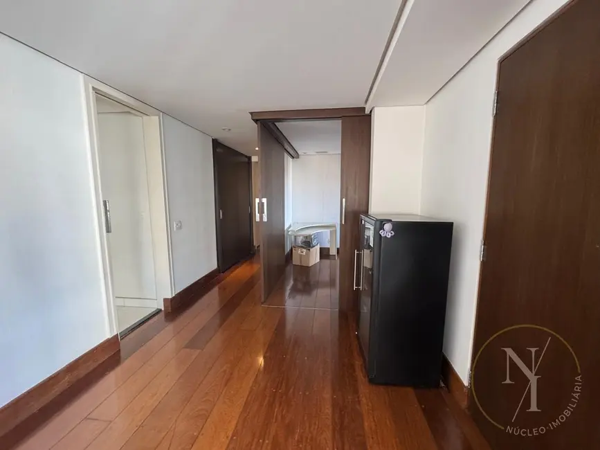 Foto 9 de Apartamento com 5 quartos para alugar, 211m2 em Vila Andrade, São Paulo - SP