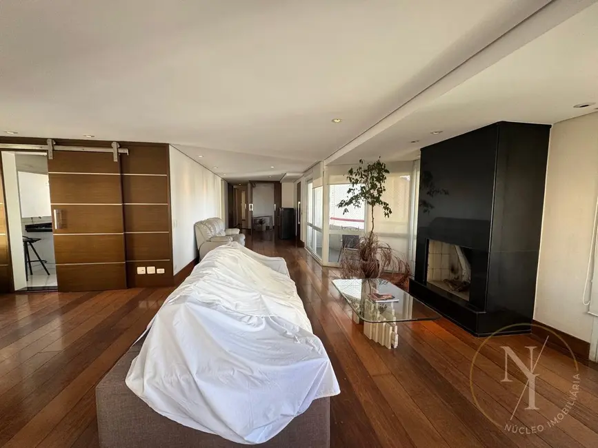Foto 6 de Apartamento com 5 quartos para alugar, 211m2 em Vila Andrade, São Paulo - SP