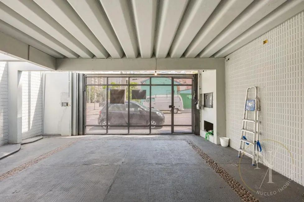Foto 2 de Casa Comercial com 8 quartos para alugar, 220m2 em Chácara Santo Antônio (Zona Sul), São Paulo - SP