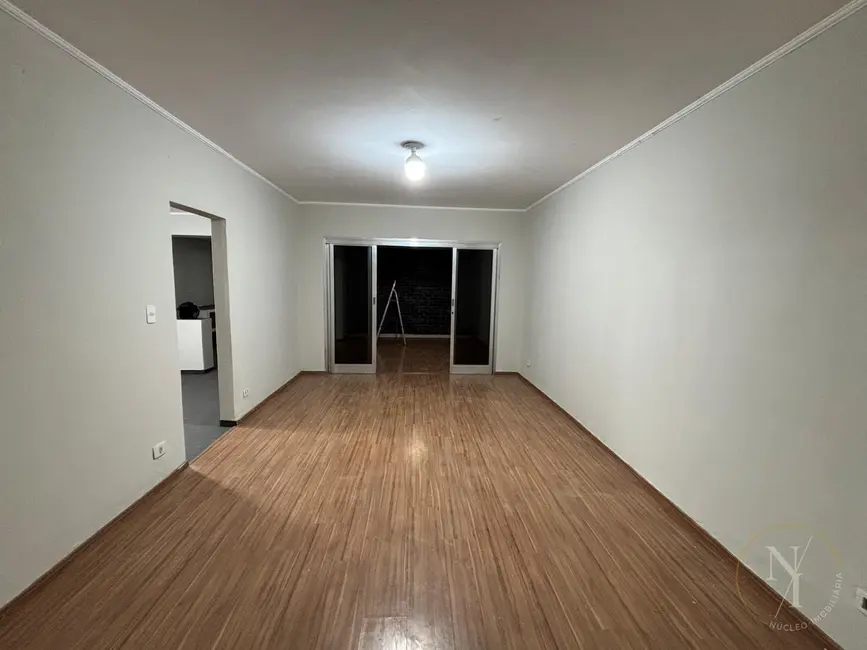 Casa Comercial com 8 quartos para alugar, 220m2 em Chácara Santo Antônio (Zona Sul), São Paulo - SP - imagem 4 Foto 4 de Casa Comercial com 8 quartos para alugar, 220m2 em Chácara Santo Antônio (Zona Sul), São Paulo - SP
