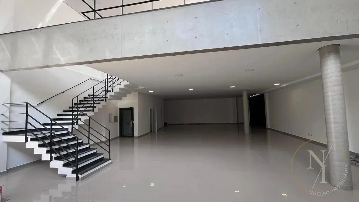 Foto 3 de Prédio Inteiro com 1 quarto para alugar, 450m2 em Vila Monumento, São Paulo - SP