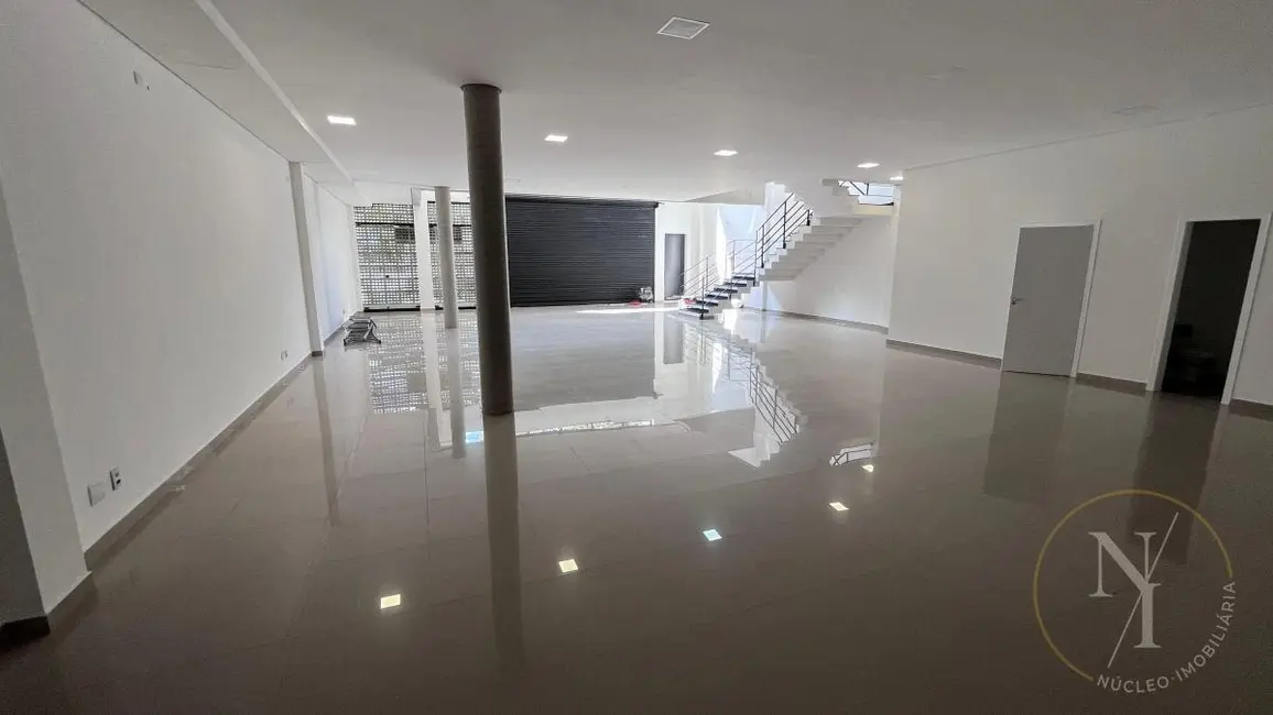 Foto 2 de Prédio Inteiro com 1 quarto para alugar, 450m2 em Vila Monumento, São Paulo - SP