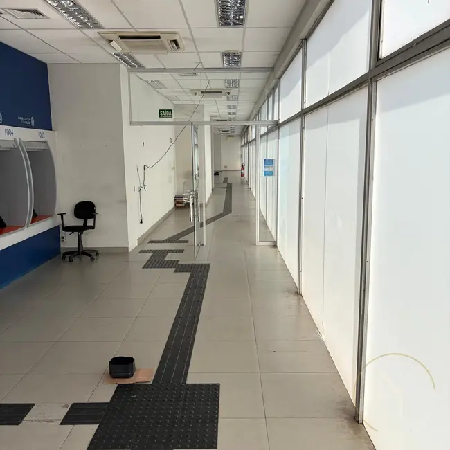Loja com 5 quartos para alugar, 315m2 em Jardim Paulistano, São Paulo - SP - imagem 2 Foto 2 de Loja com 5 quartos para alugar, 315m2 em Jardim Paulistano, São Paulo - SP