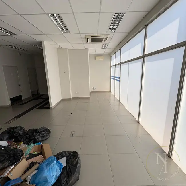 Loja com 5 quartos para alugar, 315m2 em Jardim Paulistano, São Paulo - SP - imagem 4 Foto 4 de Loja com 5 quartos para alugar, 315m2 em Jardim Paulistano, São Paulo - SP