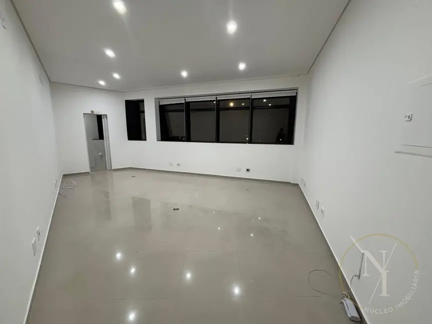 Sala Comercial com 1 quarto para alugar, 84m2 em Vila Emir, São Paulo - SP - imagem 1 Foto 1 de Sala Comercial com 1 quarto para alugar, 84m2 em Vila Emir, São Paulo - SP