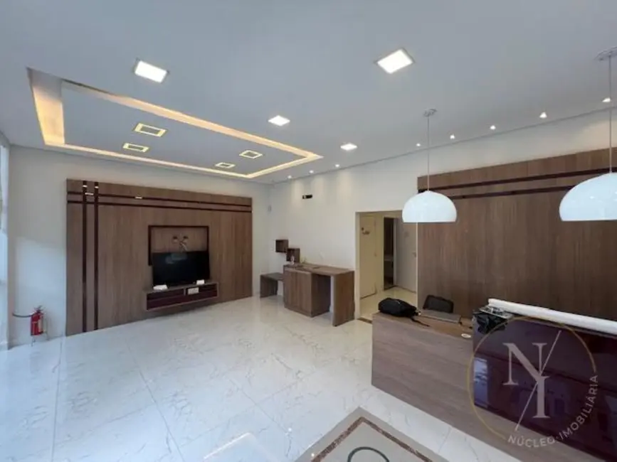 Prédio Inteiro com 10 quartos para alugar, 261m2 em Centro, Diadema - SP - imagem 1 Foto 1 de Prédio Inteiro com 10 quartos para alugar, 261m2 em Centro, Diadema - SP