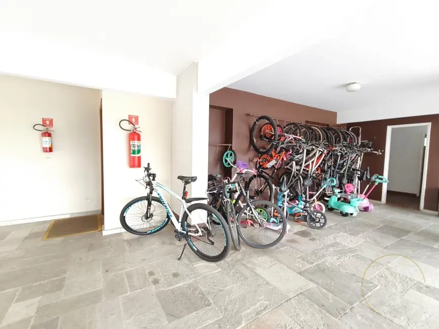 Foto 2 de Apartamento com 2 quartos para alugar, 86m2 em Vila Madalena, São Paulo - SP