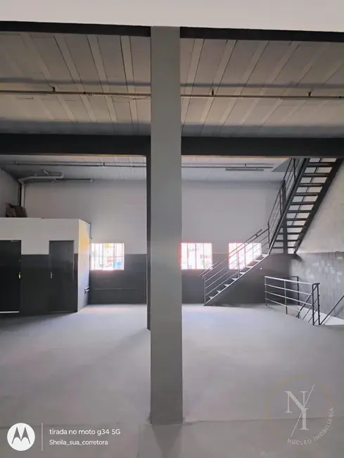 Armazém / Galpão com 1 quarto para alugar, 740m2 em Vila Paraíso, Guarulhos - SP - imagem 3 Foto 3 de Armazém / Galpão com 1 quarto para alugar, 740m2 em Vila Paraíso, Guarulhos - SP