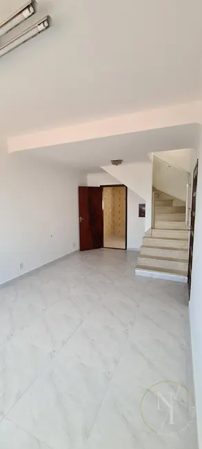 Casa com 3 quartos à venda, 279m2 em Alto de Pinheiros, São Paulo - SP - imagem 3 Foto 3 de Casa com 3 quartos à venda, 279m2 em Alto de Pinheiros, São Paulo - SP