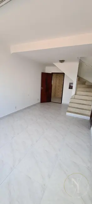 Casa com 3 quartos à venda, 279m2 em Alto de Pinheiros, São Paulo - SP - imagem 4 Foto 4 de Casa com 3 quartos à venda, 279m2 em Alto de Pinheiros, São Paulo - SP