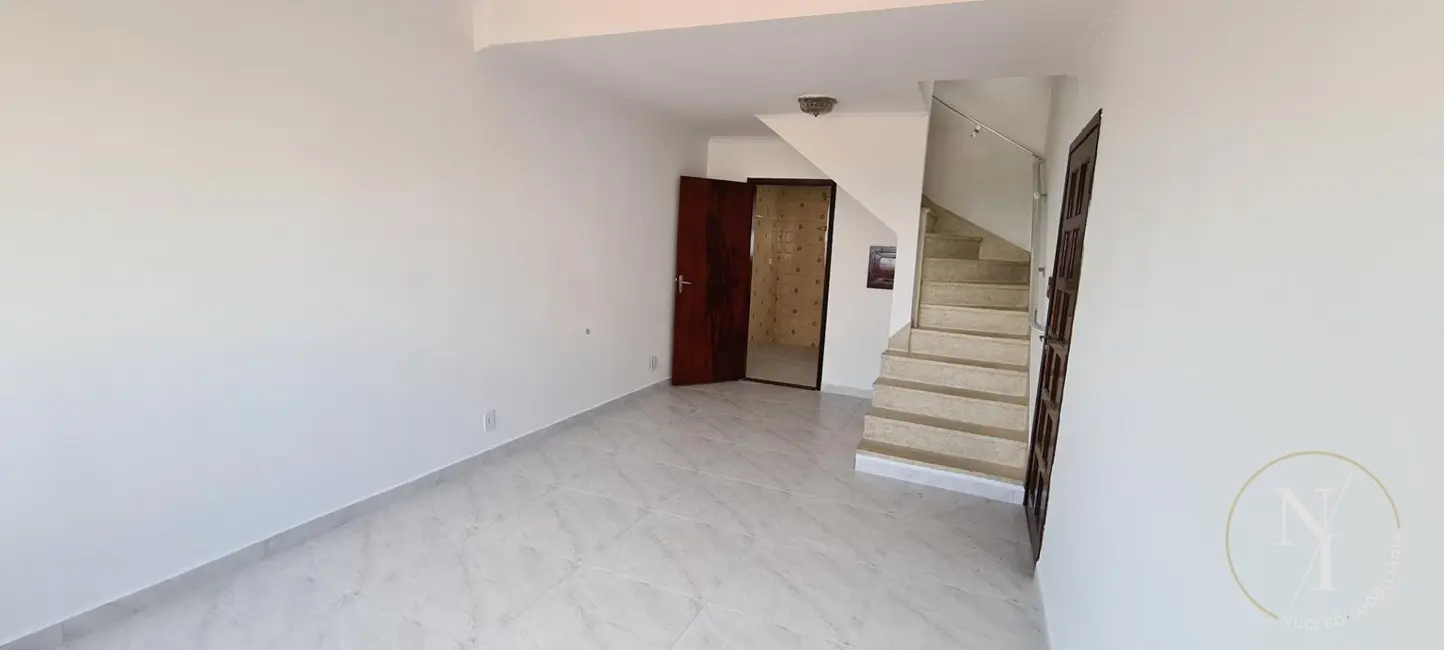 Casa com 3 quartos à venda, 279m2 em Alto de Pinheiros, São Paulo - SP - imagem 5 Foto 5 de Casa com 3 quartos à venda, 279m2 em Alto de Pinheiros, São Paulo - SP