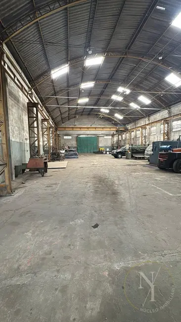 Foto 2 de Armazém / Galpão com 1 quarto para alugar, 1000m2 em Jardim Presidente Dutra, Guarulhos - SP