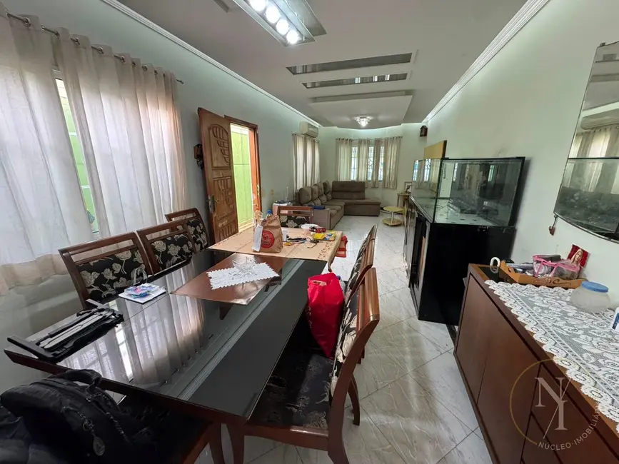 Casa com 4 quartos à venda, 200m2 em Vila Milton, Guarulhos - SP - imagem 8 Foto 8 de Casa com 4 quartos à venda, 200m2 em Vila Milton, Guarulhos - SP