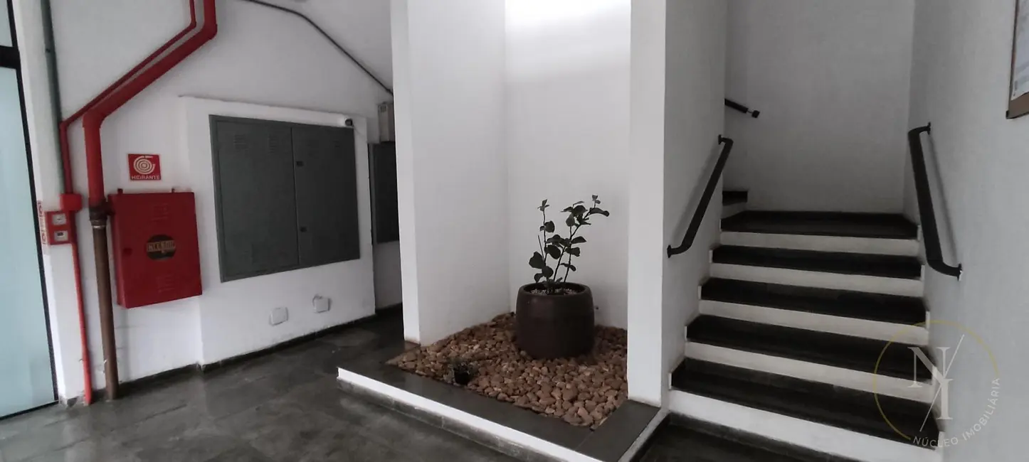 Foto 1 de Prédio Inteiro com 7 quartos à venda e para alugar, 900m2 em Vila Hamburguesa, São Paulo - SP