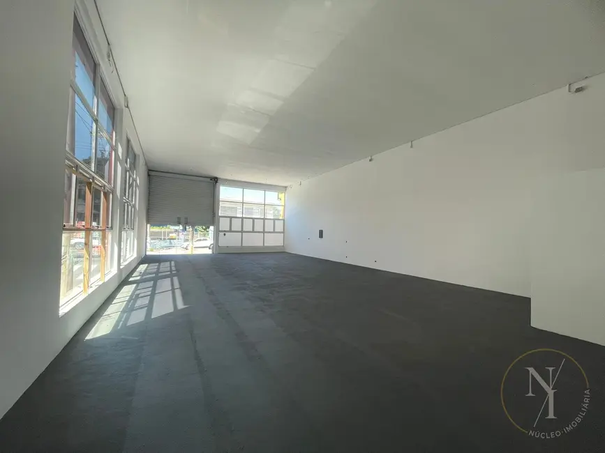 Foto 9 de Armazém / Galpão com 1 quarto para alugar, 410m2 em Vila Pedro Moreira, Guarulhos - SP