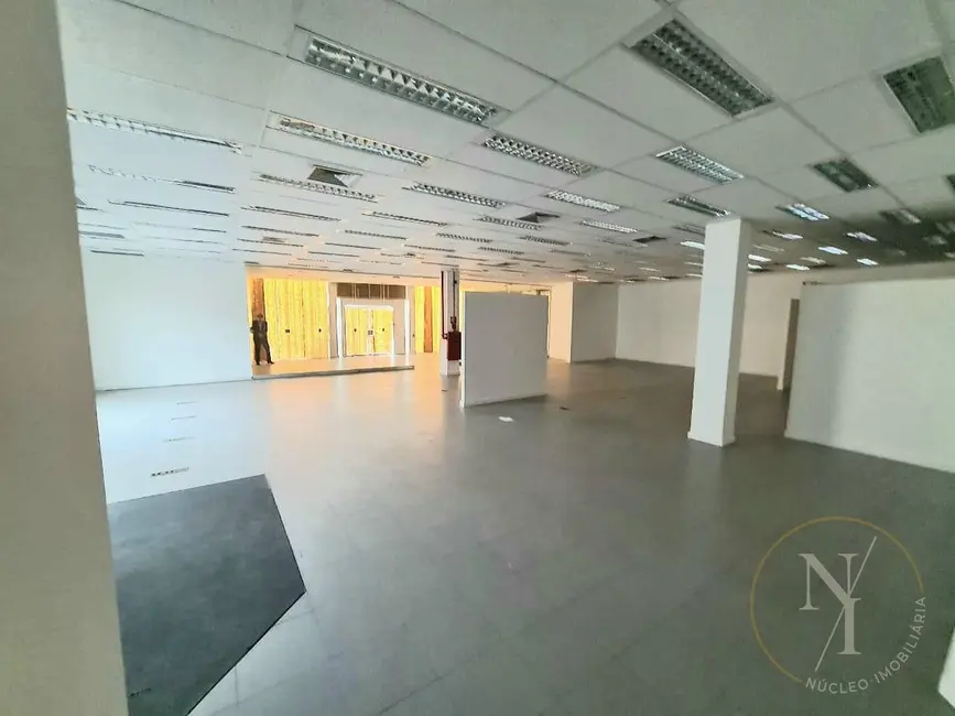 Armazém / Galpão com 1 quarto para alugar, 1000m2 em Socorro, São Paulo - SP - imagem 7 Foto 7 de Armazém / Galpão com 1 quarto para alugar, 1000m2 em Socorro, São Paulo - SP