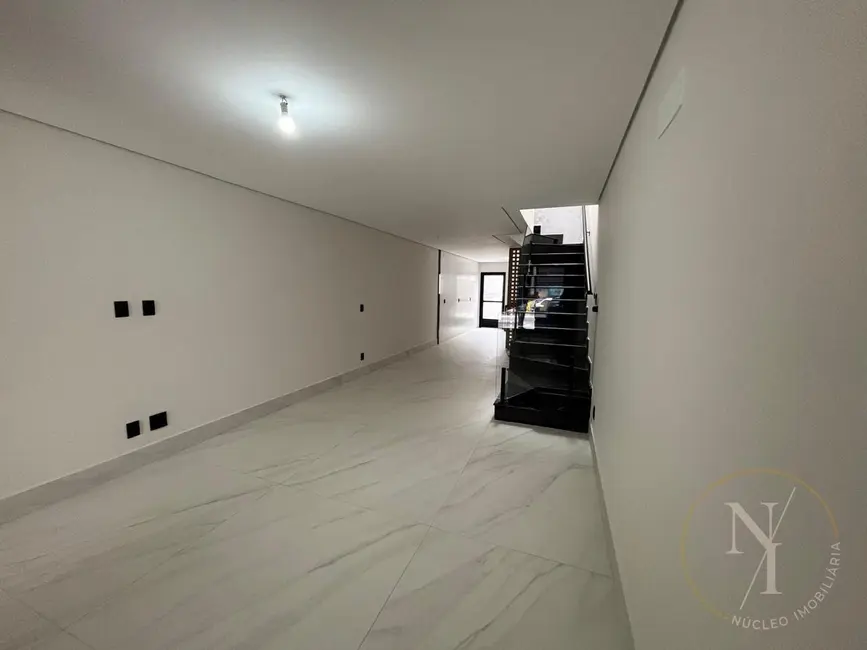 Foto 4 de Casa com 3 quartos à venda, 105m2 em Jardim Sabará, São Paulo - SP